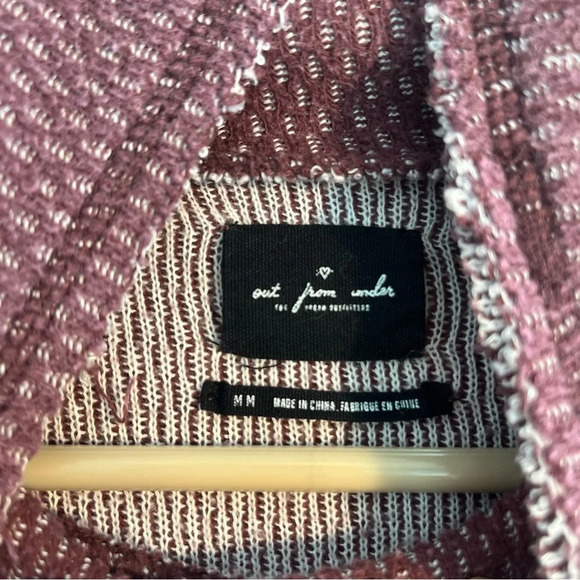 OUT FROM UNDER Camino Thermal Cropped Cutoff Turtleneck Shirt Top Size Medium - Picture 6 of 8